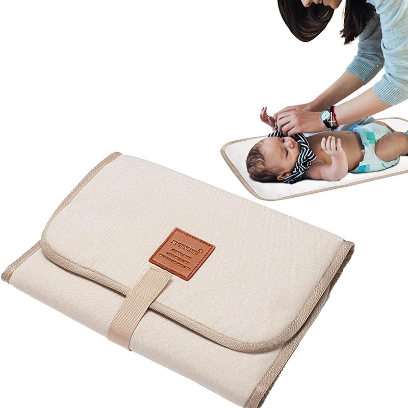Bantalan ganti popok bayi lipa - Diaper Changing Mat ulasan dan harga